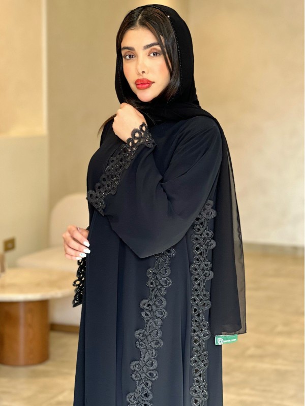 عبايه دانتيل