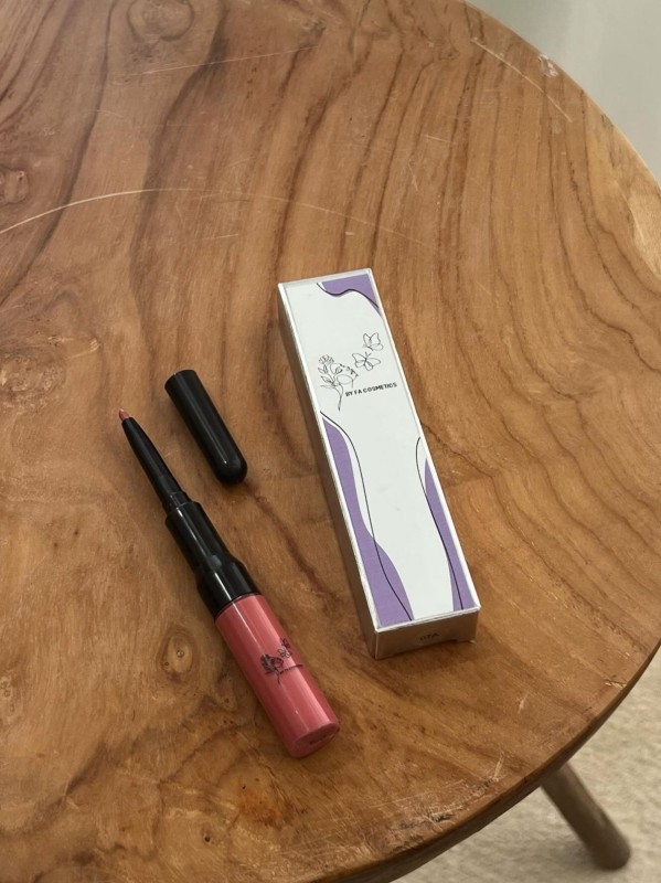 Lip stik- احمر شفاه